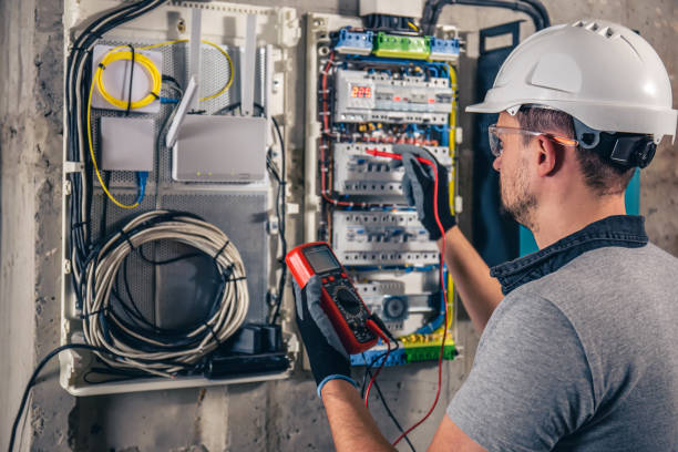 Best 24-Hour Electrician  in Cascade, IA